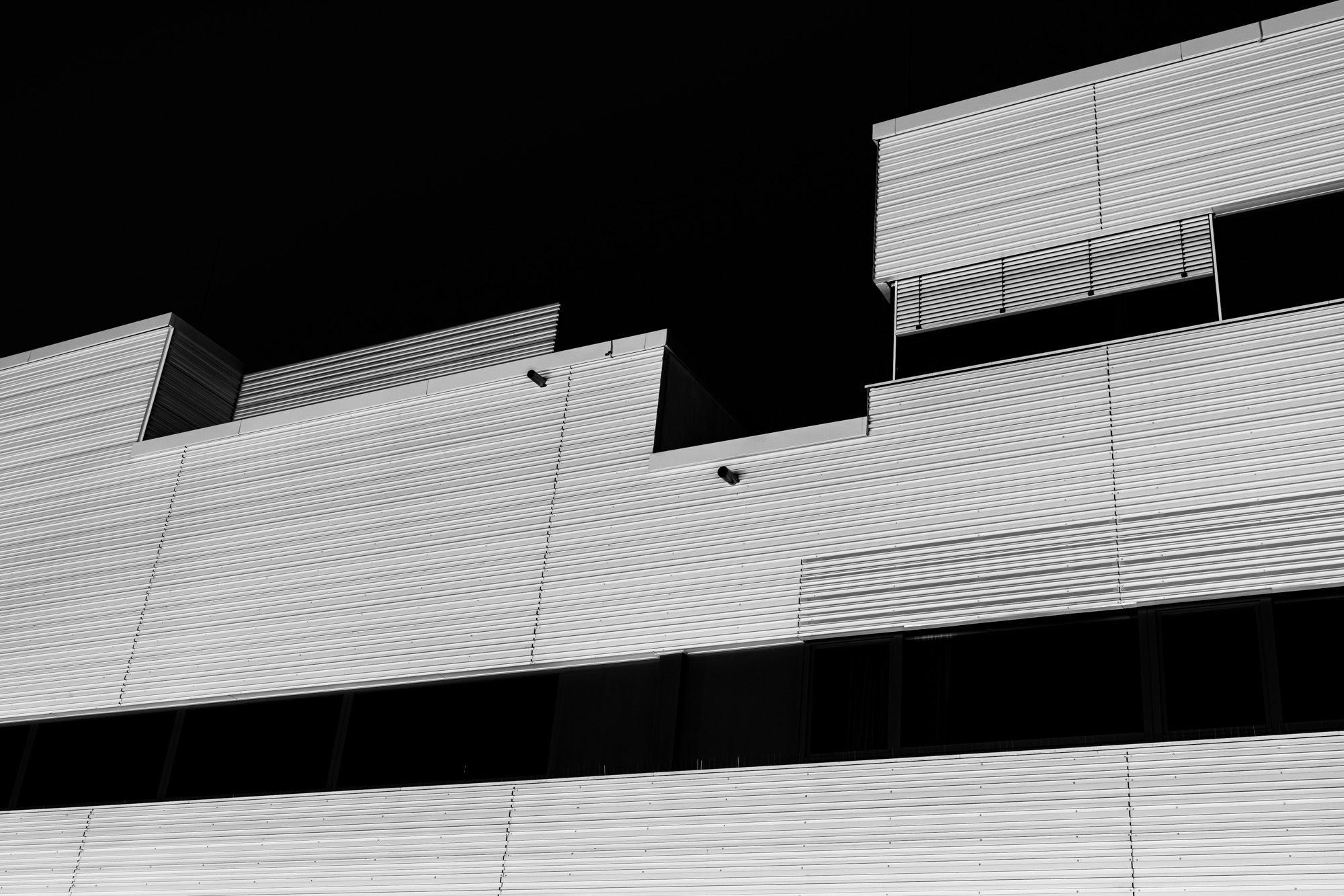 DSC 0112 W 2000