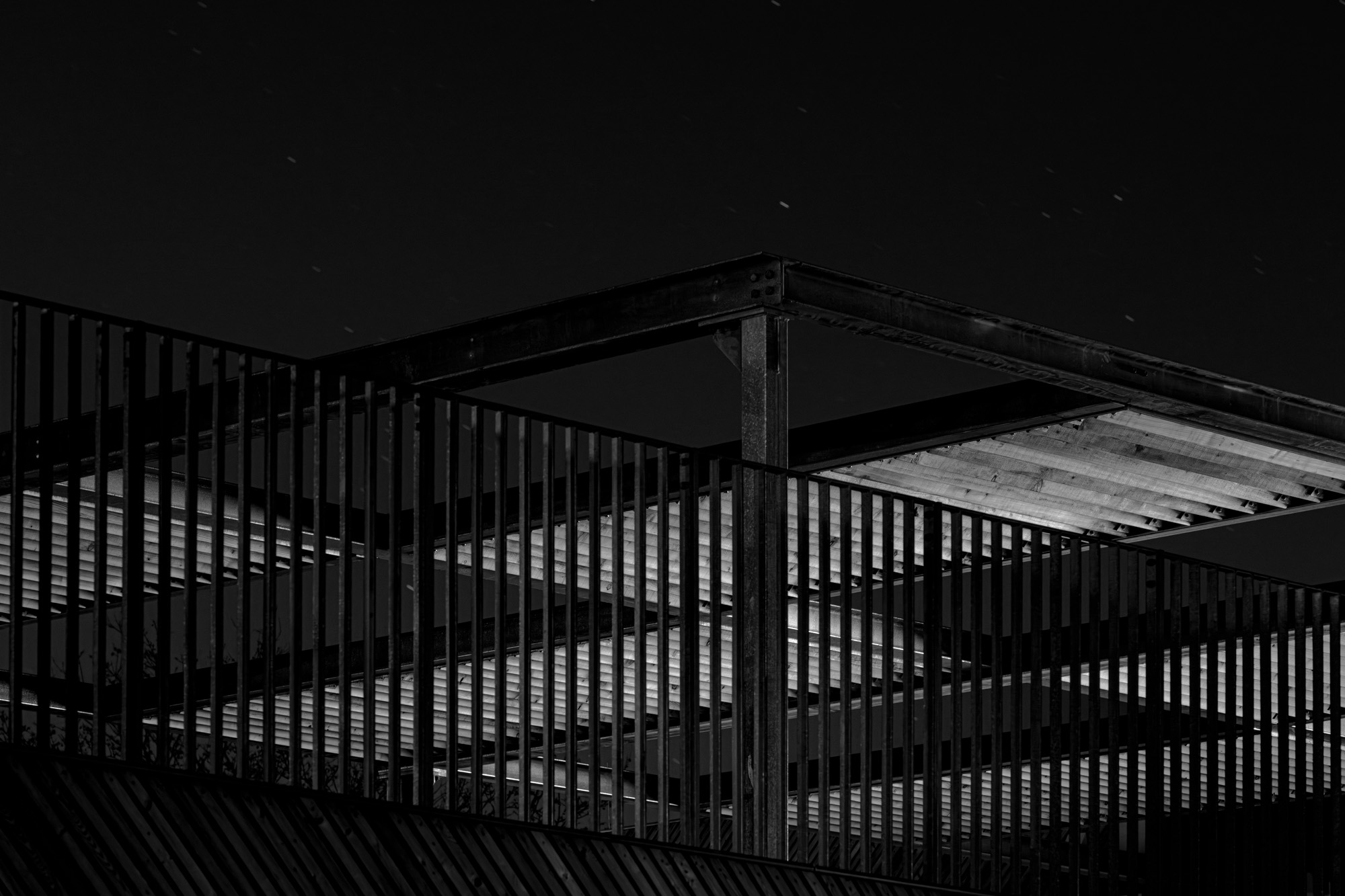 DSC 9614 W 2000